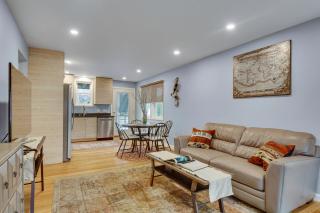 2BR DOG-Friendly Apt in 2-Fam Home - Comfy Retreat - 5