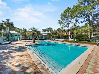 Golden on 30A l Gulf Views l Pool & hot tub l Tennis l Walk to Shops and Restaurants - 7