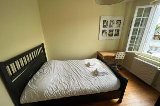 Cosy Town house with its beautiful terrace - 1