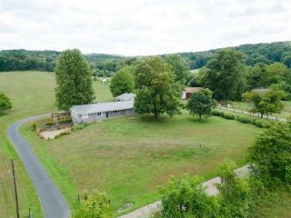 Luxury Villa with Gym & Trails - Pets Welcome - 9