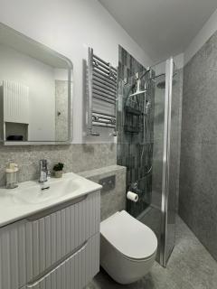 Family AirPort Stop by VAYA STAYS - 5