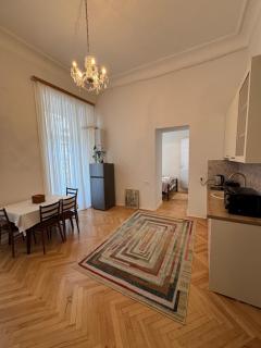 Cozy Apartment in Old Town Tbilisi - 1