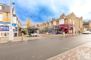Cottage Flat 2BD Leyton Near Central Line - Sleeps 10 - 4