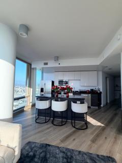 Koreatown Luxury Penthouse - 8