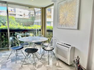 APPARTEMENT MODERNE Résidence LUXE MANDELIEU CANNES PLAGE PRIVÉE PISCINE TENNIS CASINO RESTO - 7