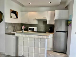 APPARTEMENT MODERNE Résidence LUXE MANDELIEU CANNES PLAGE PRIVÉE PISCINE TENNIS CASINO RESTO - 2