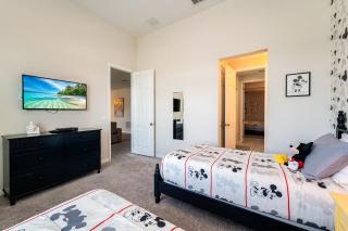 Gorgeous 7BR Villa w Pool Games Resort Access - 4