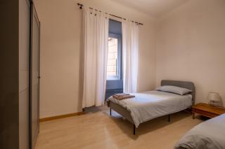 Quiet ,cosy , super central, 2 bedrooms - 2