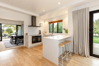 Indulge in Luxury with Views, Pool & Private Oasis - 6