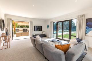 Indulge in Luxury with Views, Pool & Private Oasis - 1