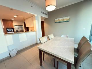 AMAKIN Burj Vista Tower 1 - 5