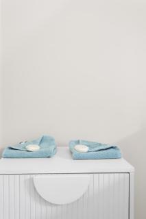 Charming Cowes Townhouse - Private Retreat on Main Street - 2