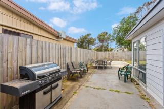 Newly Renovated Home in Heart of Cowes - 1