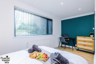 3x Bedroom Apartment that Sleeps 6x with Ample Parking - 6