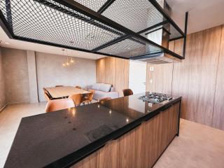 BE Deodoro, prédio novo! completo, com piscina e academia, perto do mercado público - 5