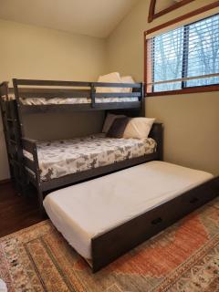 Gated Arrowhead Retreat Private Hot Tub Fire Pit - 4