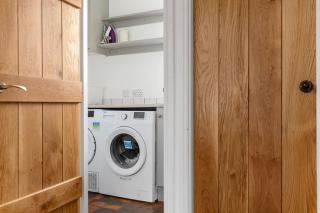 Countryside Lodge with Cabin, Sleeps up to 11 Guests - 5