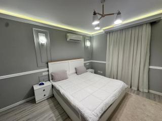 Comfy & Luxurious 3BR Apartment in REHAB CITY - 0