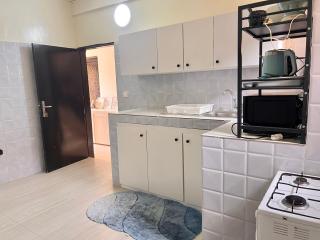 CHAMBRE HARMONIEUSE cosy sans eau chaude a yoff virage N1 - 4