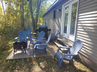 White Birch - Riverfront and Newly-Remodeled! - 2