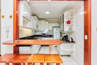 954 Apto sobre avenida - 1