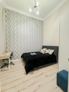 Stylish Parisian 3BR in Central Budapest, Sleeps 9 - 2