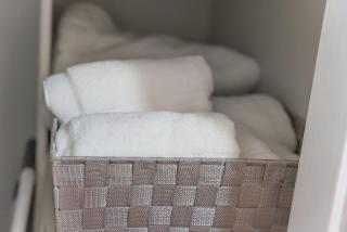 Urban retreat- Quiet comfy 1 bedroom condo near LAX - 4