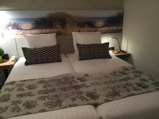 Hotel The Helix Near Delhi Airport - 3