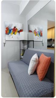 Fully Furnished Condo - 4