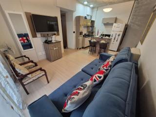 TRA209 Aconchegante 2 Quartos Garagem Ótima Localização - 0