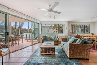 Byron Surfside 4 at Clarkes Beach - 0