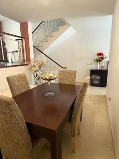 Gurugu Beach House - 1