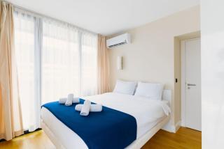 Glorious Sea View Aparthotel In Orbi City Batumi - 6