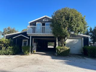 Apartment above stables - 0