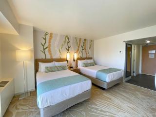 Ala Moana Hotel 24FL Ocean View Renovated - 9