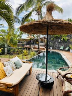 VILLA SAMAE - Vue Océan, Piscine, Jacuzzi & Charme Tropical à La Réunion - 8