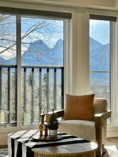 Luxury 2 Bedroom Mountain View Condo - 2
