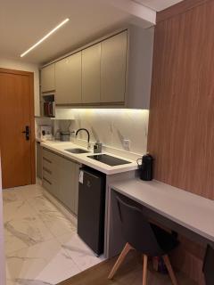 Studio Novo Moderno e Aconchegante - Centro - 0