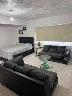 Studio N1 Modern City Stay - 0