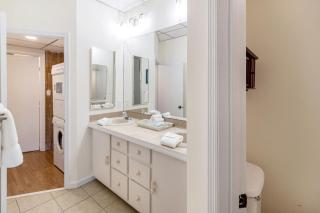 Oceanfront Joe's Place - 9