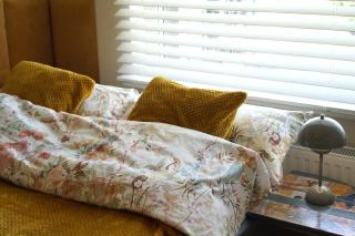 Cosy Modern Flat - Balcony & Cinema - 9