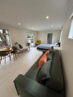 The Whangapoua Tree house - 2