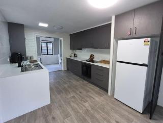 12 Gozo Court Elliott Heads - 9