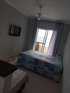 Apto com suíte, varanda e vista para o mar - 1