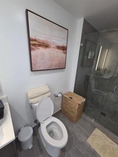 Miami-Brickell Luxury 2BR-2BATH with skyline VIEWS - walking distance to KASEYA-HEAT ARENA & BAYSIDE - 4