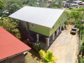 Lumora - Cozy 2-BD Condo in French Cay - 5