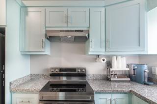 Lumora - Cozy 2-BD Condo in French Cay - 4