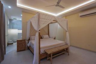 Luxury 3 Bed Villa in Kuta with Pool - 8