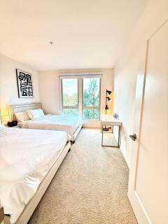 New Luxury 1BR Stay in the Heart of Irvine - 2