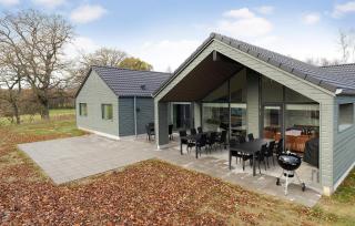 Cozy Home In Glesborg With Sauna - 9